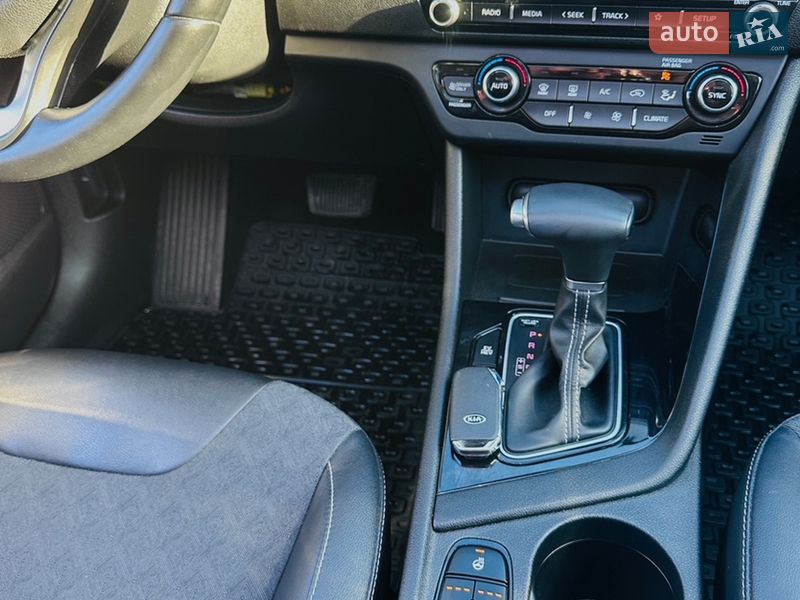 Внедорожник / Кроссовер Kia Niro 2021 в Полтаве