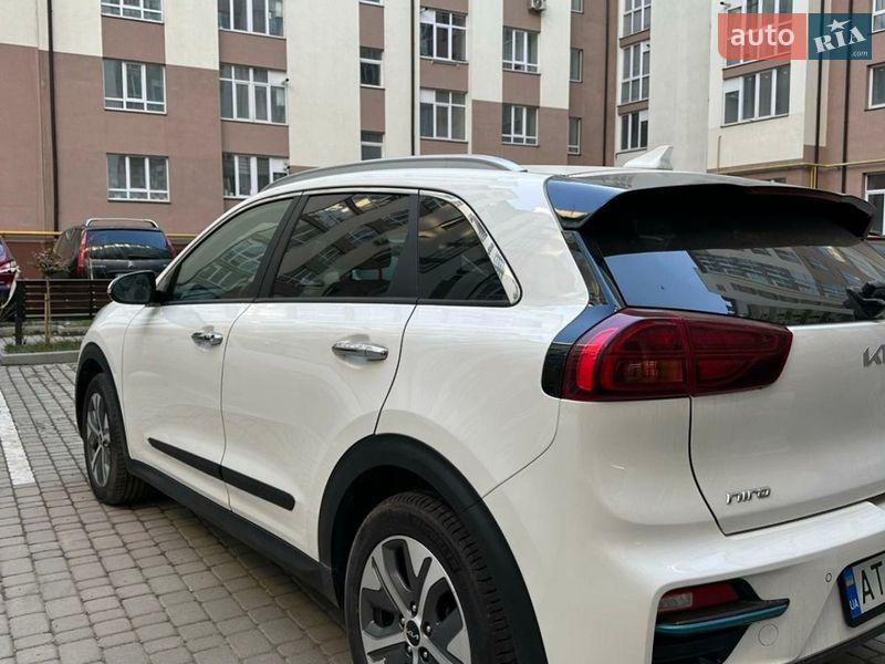 Позашляховик / Кросовер Kia Niro 2021 в Івано-Франківську