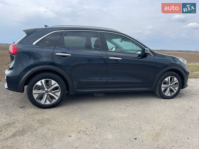 Внедорожник / Кроссовер Kia Niro 2020 в Стрые