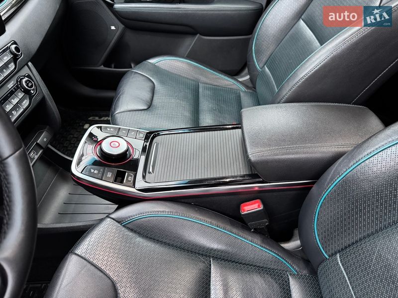 Внедорожник / Кроссовер Kia Niro 2019 в Ровно