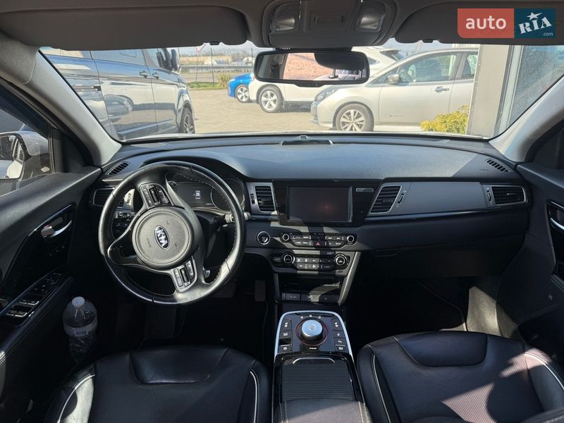 Внедорожник / Кроссовер Kia Niro 2018 в Днепре фото 5 Внедорожник / Кроссовер Kia Niro 2018 в Днепре