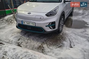 Позашляховик / Кросовер Kia Niro 2020 в Демидівці
