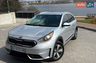 Внедорожник / Кроссовер Kia Niro 2017 в Тернополе