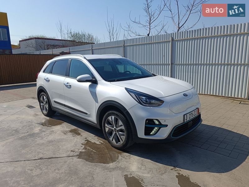 Позашляховик / Кросовер Kia Niro 2020 в Луцьку