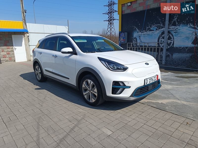 Позашляховик / Кросовер Kia Niro 2020 в Луцьку