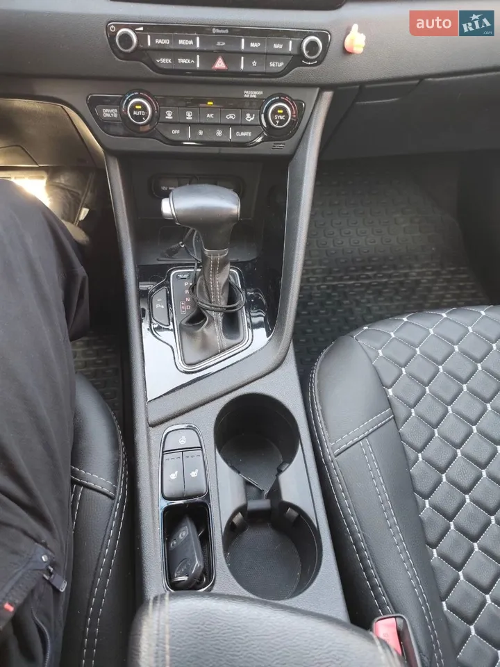 2017 Kia Niro - мініатюра 20
