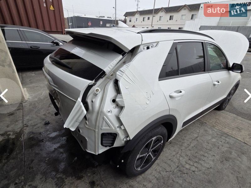 Внедорожник / Кроссовер Kia Niro 2024 в Львове