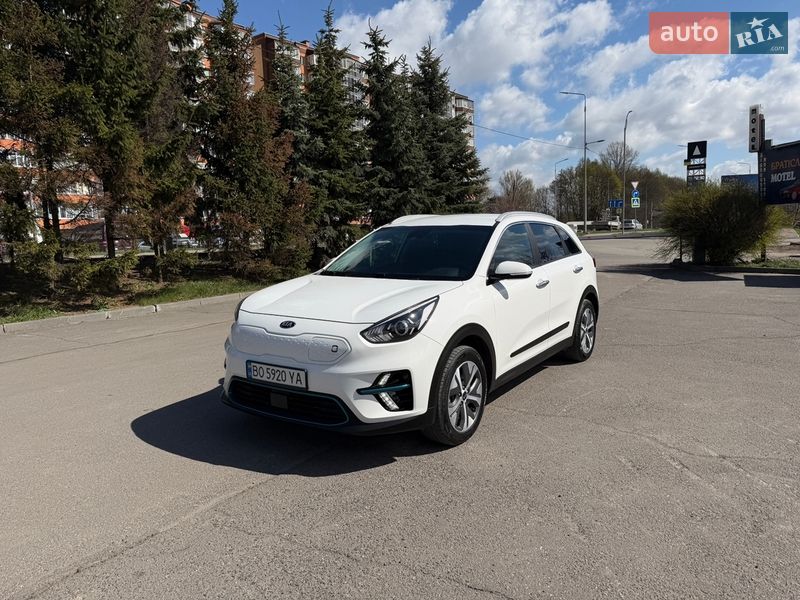 Внедорожник / Кроссовер Kia Niro 2021 в Тернополе фото 9 Внедорожник / Кроссовер Kia Niro 2021 в Тернополе