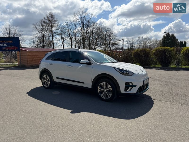 Внедорожник / Кроссовер Kia Niro 2021 в Тернополе фото 19 Внедорожник / Кроссовер Kia Niro 2021 в Тернополе