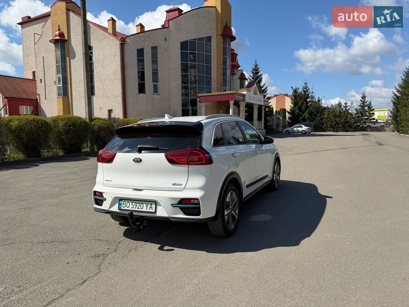 Внедорожник / Кроссовер Kia Niro 2021 в Тернополе фото 27 Внедорожник / Кроссовер Kia Niro 2021 в Тернополе