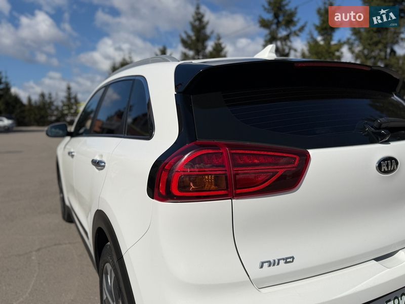 Внедорожник / Кроссовер Kia Niro 2021 в Тернополе фото 31 Внедорожник / Кроссовер Kia Niro 2021 в Тернополе