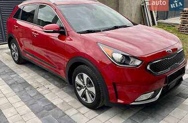 Позашляховик / Кросовер Kia Niro 2017 в Львові