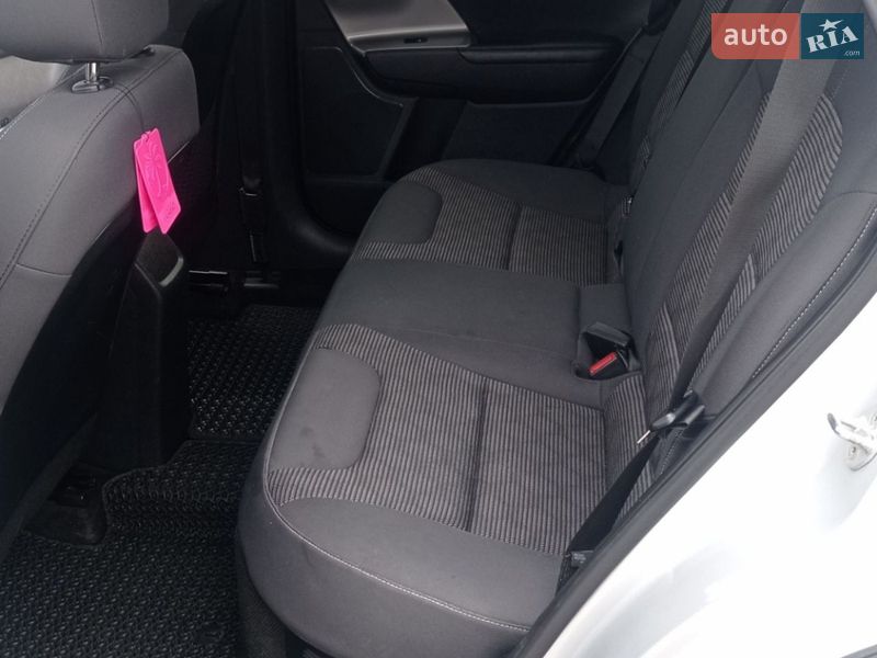 Внедорожник / Кроссовер Kia Niro 2017 в Ивано-Франковске