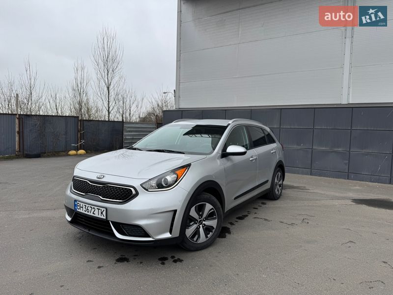 Позашляховик / Кросовер Kia Niro 2017 в Одесі