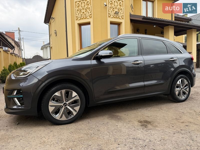 Позашляховик / Кросовер Kia Niro 2021 в Львові фото 5 Позашляховик / Кросовер Kia Niro 2021 в Львові