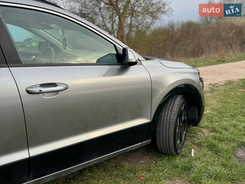 Внедорожник / Кроссовер Kia Niro 2023 в Винниках фото 5 Внедорожник / Кроссовер Kia Niro 2023 в Винниках