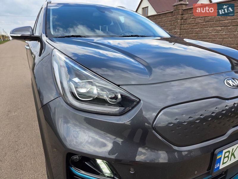Позашляховик / Кросовер Kia Niro 2020 в Дубні фото 4 Позашляховик / Кросовер Kia Niro 2020 в Дубні