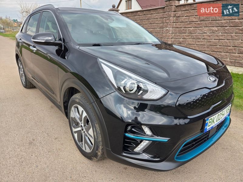 Позашляховик / Кросовер Kia Niro 2020 в Дубні