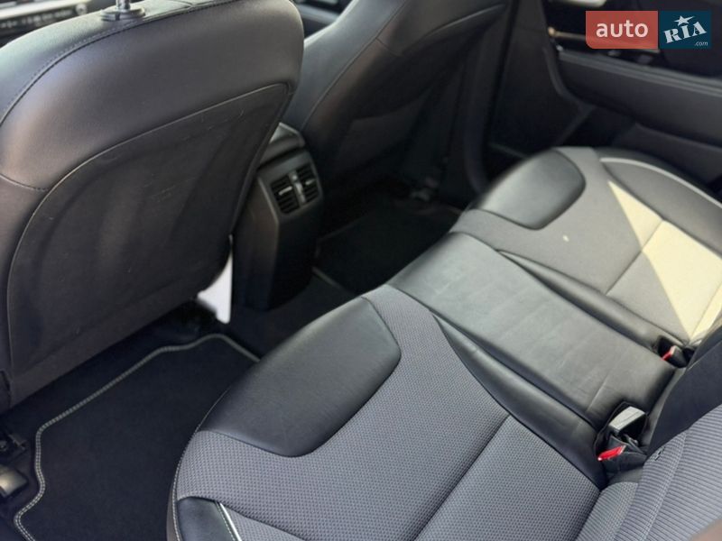 Внедорожник / Кроссовер Kia Niro 2020 в Ивано-Франковске