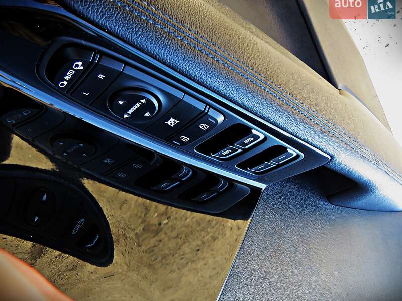 Внедорожник / Кроссовер Kia Niro 2019 в Черкассах фото 7 Внедорожник / Кроссовер Kia Niro 2019 в Черкассах