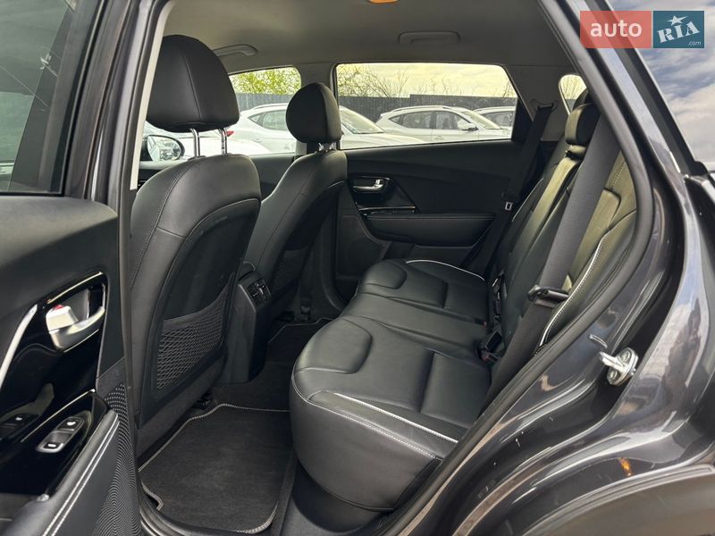 Внедорожник / Кроссовер Kia Niro 2020 в Львове