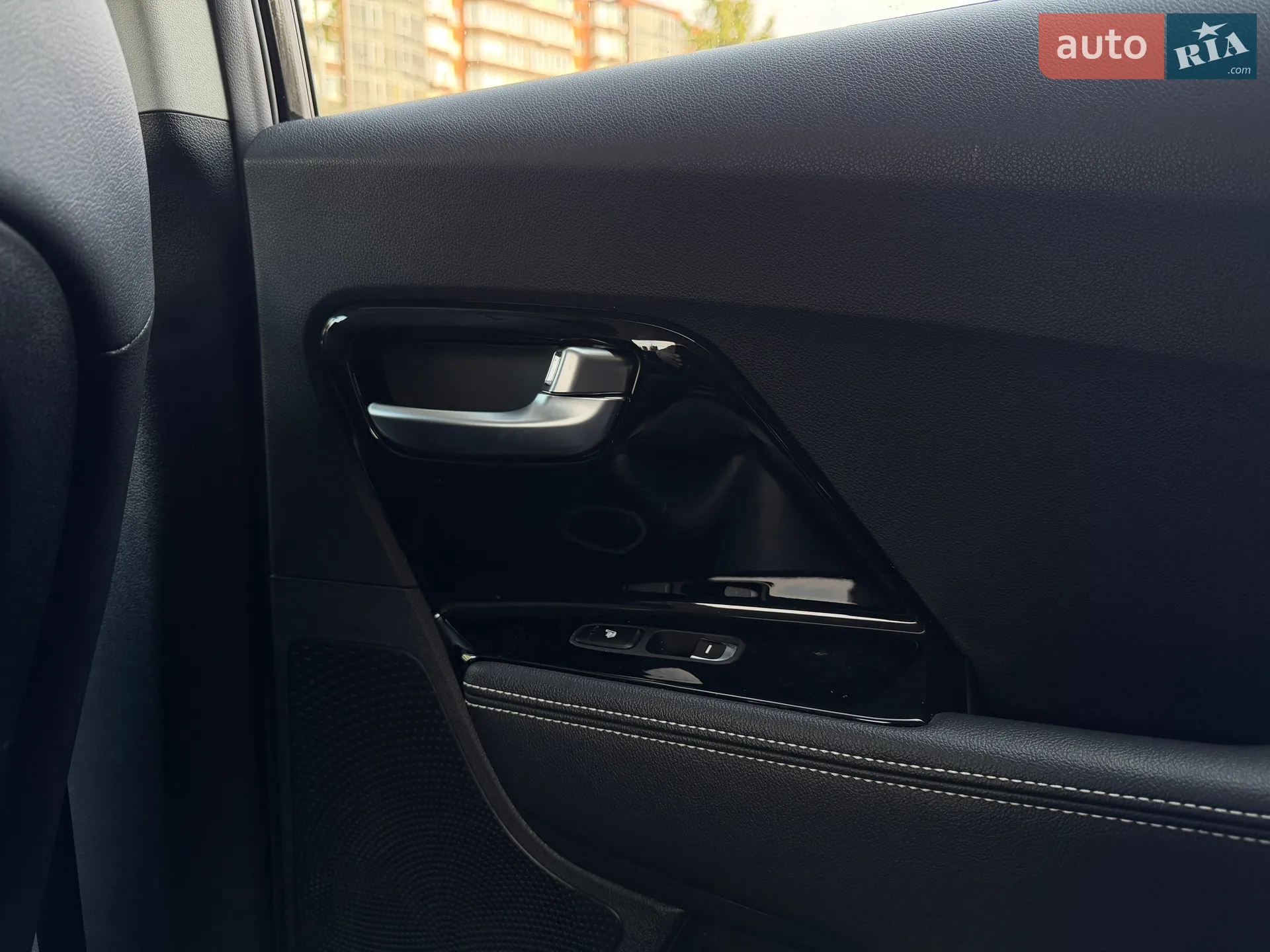 2020 Kia Niro - мініатюра 32