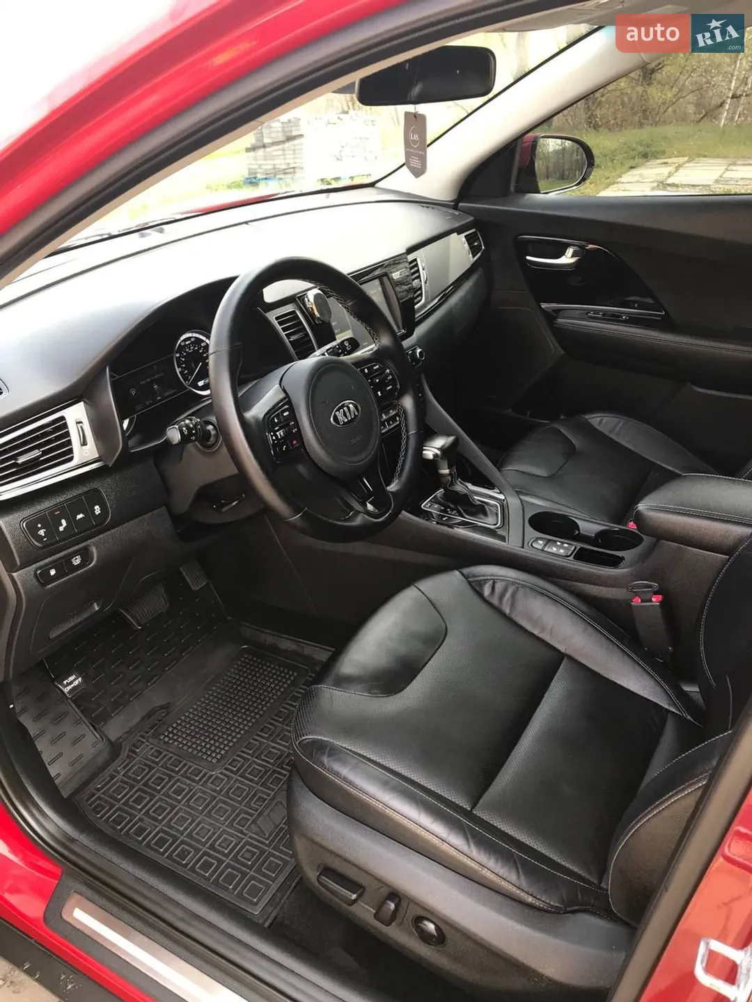 2016 Kia Niro - мініатюра 31