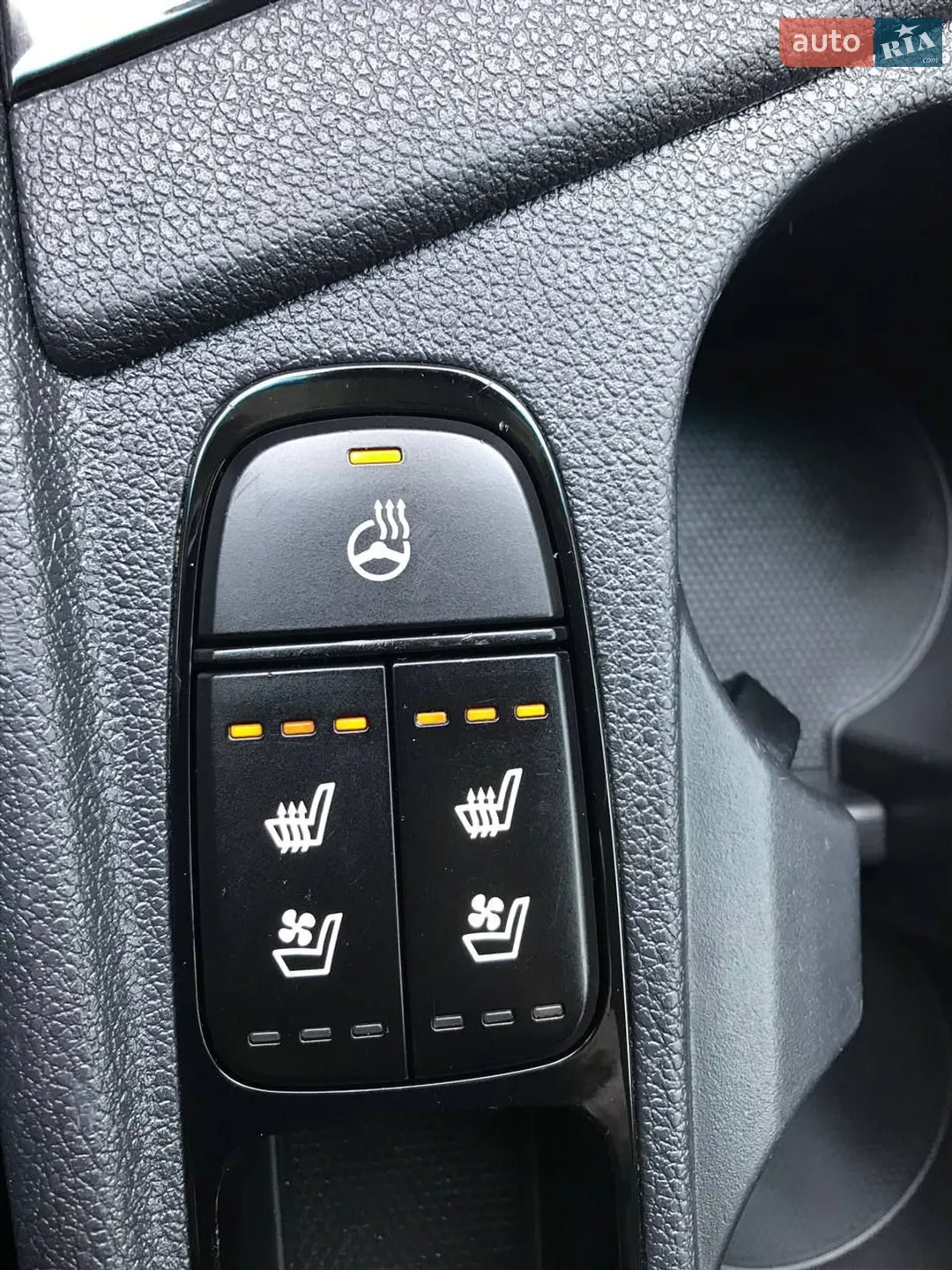 2016 Kia Niro - мініатюра 37