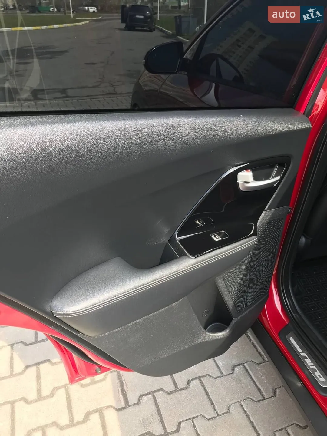 2016 Kia Niro - мініатюра 43