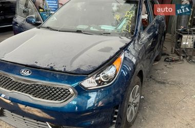 Внедорожник / Кроссовер Kia Niro 2018 в Львове