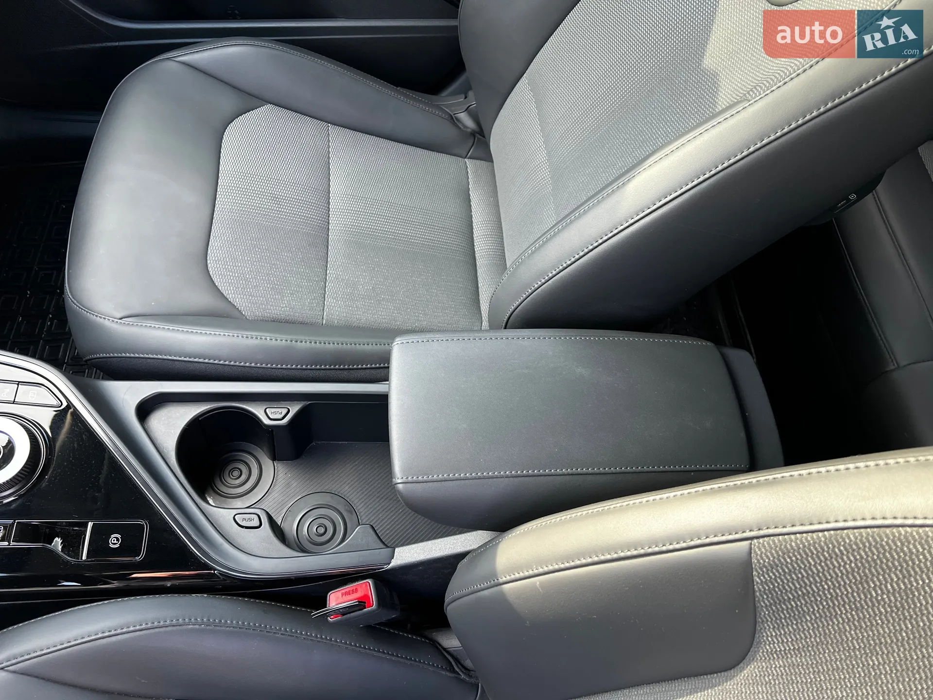 2023 Kia Niro - мініатюра 25
