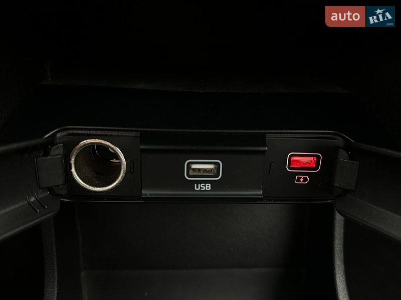 Внедорожник / Кроссовер Kia Niro 2021 в Львове