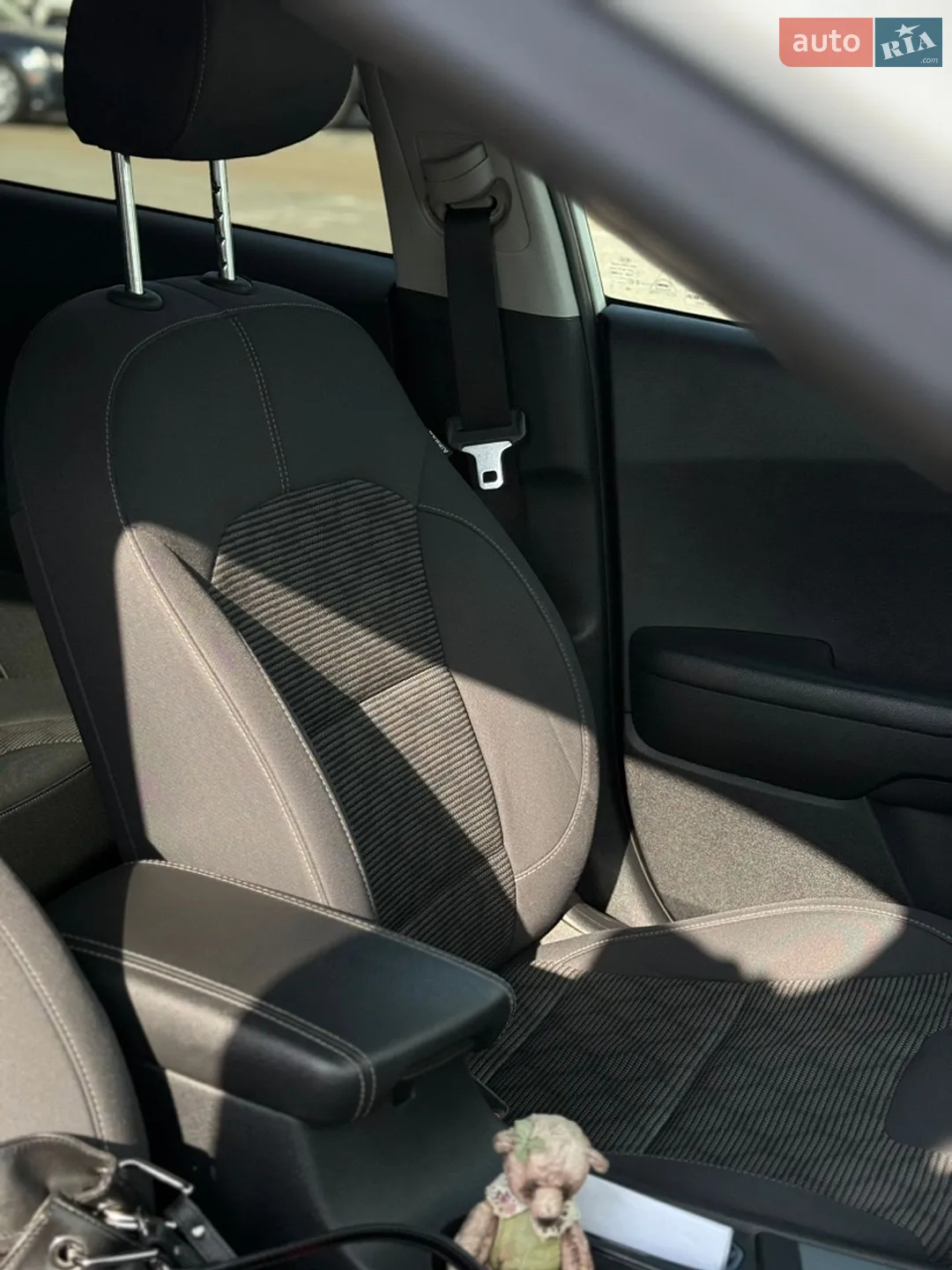 2019 Kia Niro - мініатюра 30