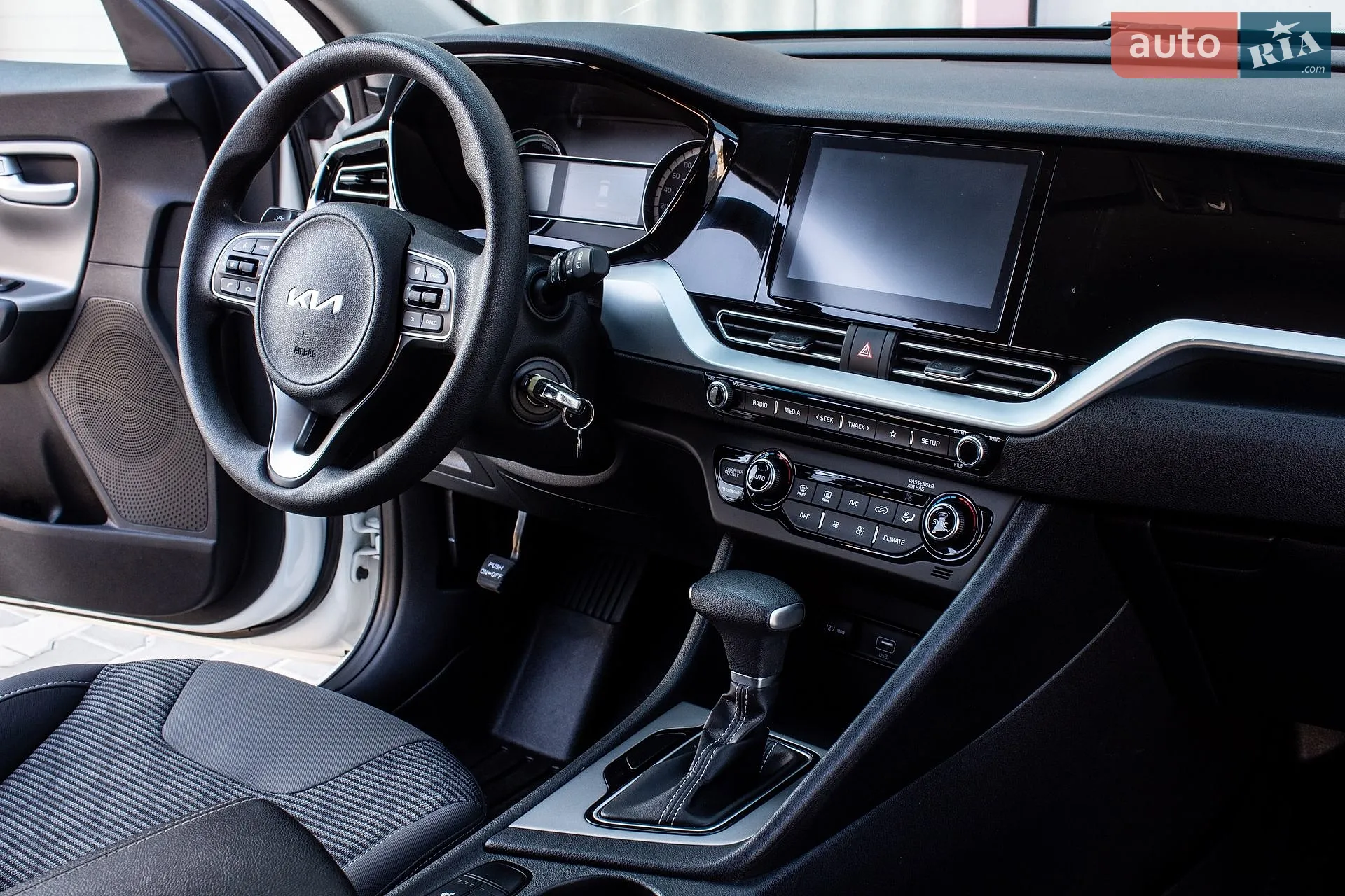 2022 Kia Niro - мініатюра 22