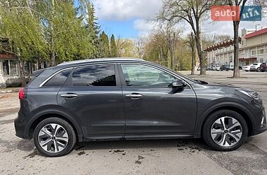 Позашляховик / Кросовер Kia Niro 2020 в Тернополі