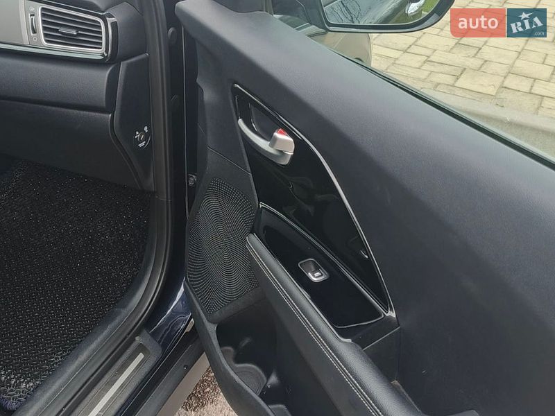 Позашляховик / Кросовер Kia Niro 2019 в Рівному