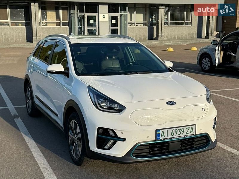 Внедорожник / Кроссовер Kia Niro 2019 в Киеве