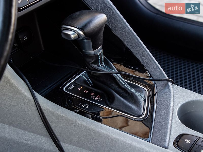 Внедорожник / Кроссовер Kia Niro 2021 в Львове
