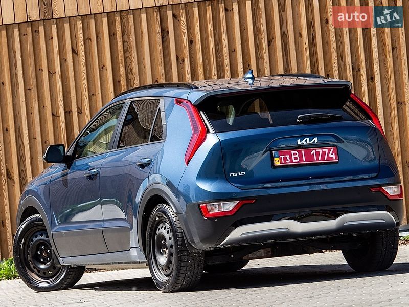 Внедорожник / Кроссовер Kia Niro 2023 в Львове