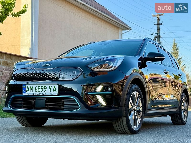 Внедорожник / Кроссовер Kia Niro 2020 в Киеве
