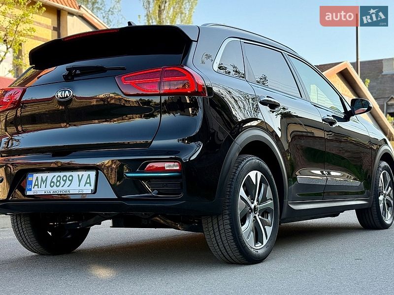 Внедорожник / Кроссовер Kia Niro 2020 в Киеве
