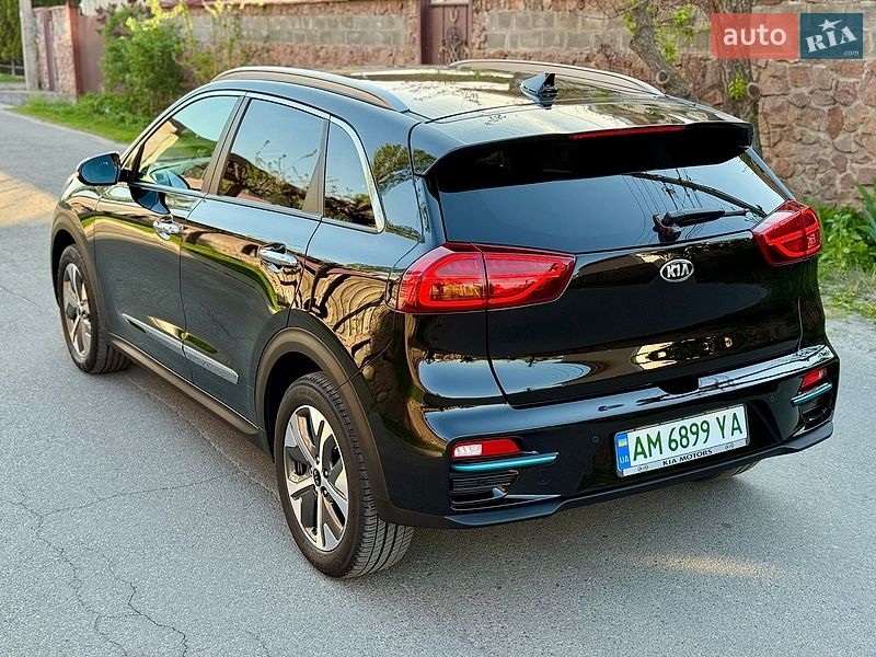 Внедорожник / Кроссовер Kia Niro 2020 в Киеве