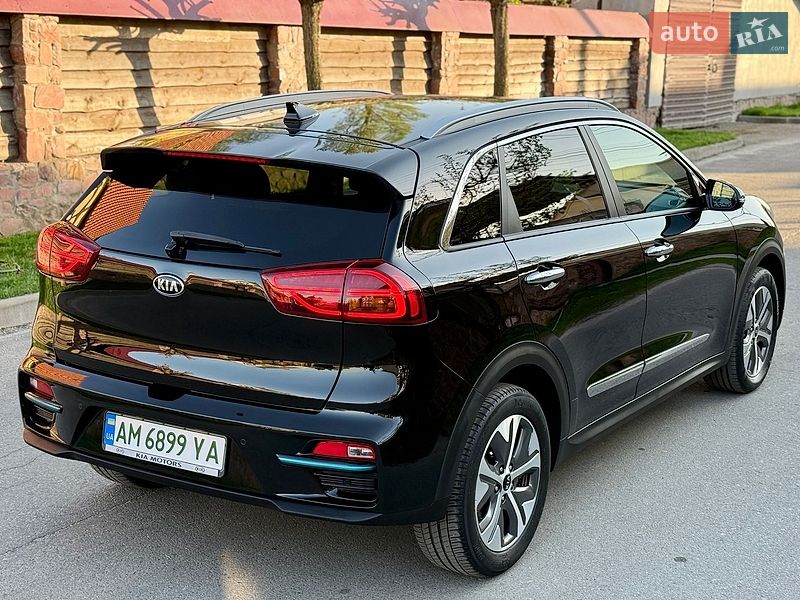 Внедорожник / Кроссовер Kia Niro 2020 в Киеве