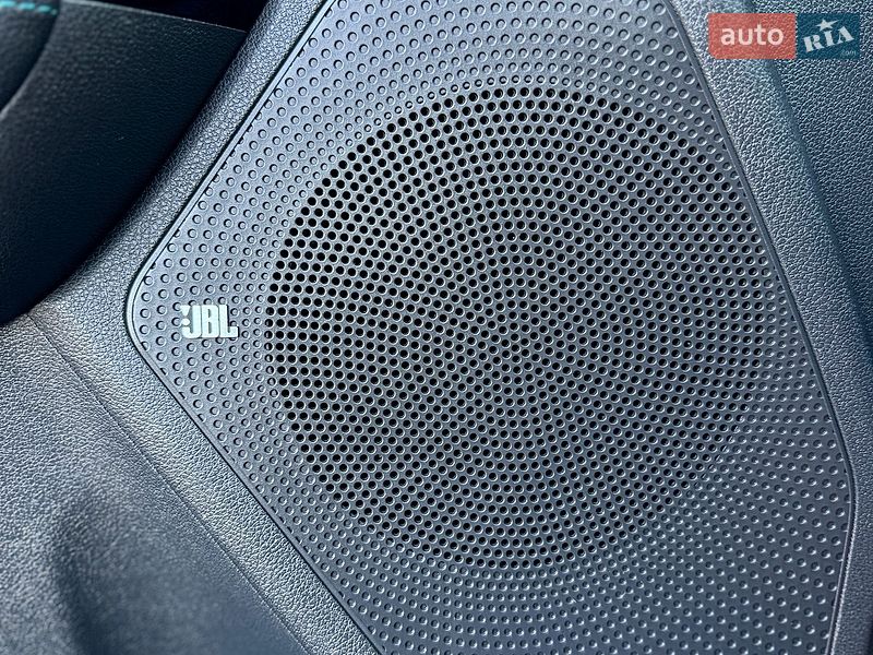 Внедорожник / Кроссовер Kia Niro 2020 в Киеве