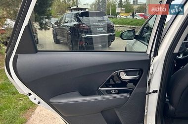 Внедорожник / Кроссовер Kia Niro 2022 в Черновцах