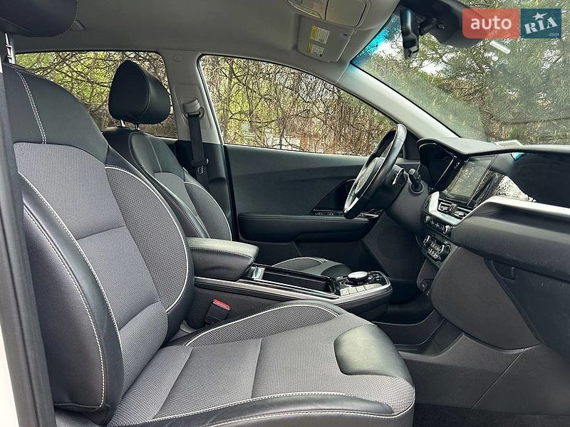 Внедорожник / Кроссовер Kia Niro 2022 в Черновцах