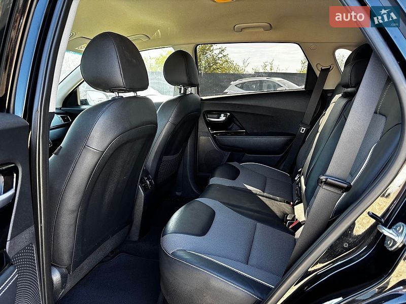 Внедорожник / Кроссовер Kia Niro 2019 в Львове