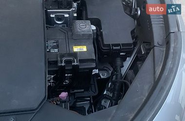 Внедорожник / Кроссовер Kia Niro 2023 в Ровно