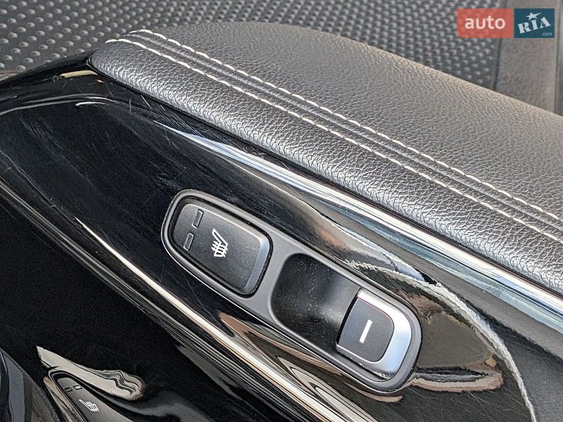 Внедорожник / Кроссовер Kia Niro 2019 в Сваляве