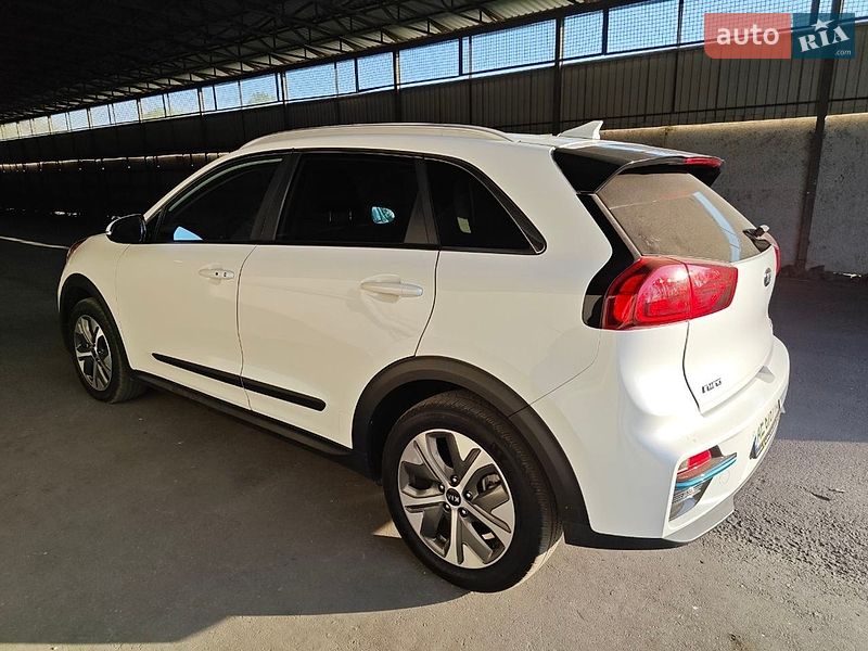 Внедорожник / Кроссовер Kia Niro 2020 в Днепре
